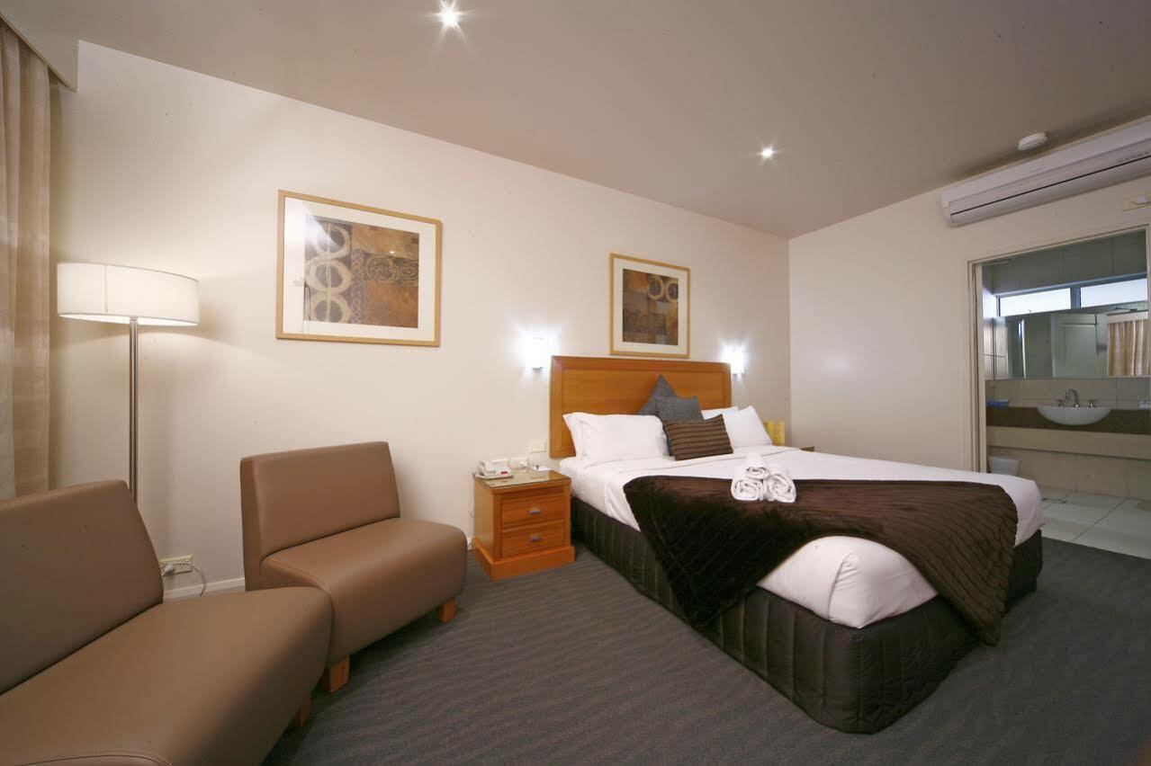 The Wyndhamere Motel שפרטון מראה חיצוני תמונה